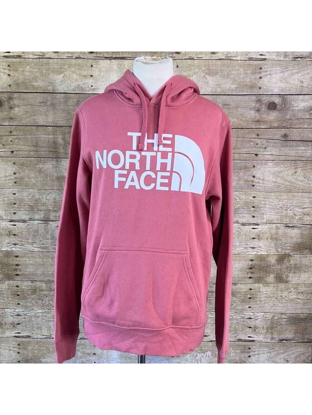 The North Face Half Dome Pullover Hoodie in Dusty Rose Pink, Women's Small